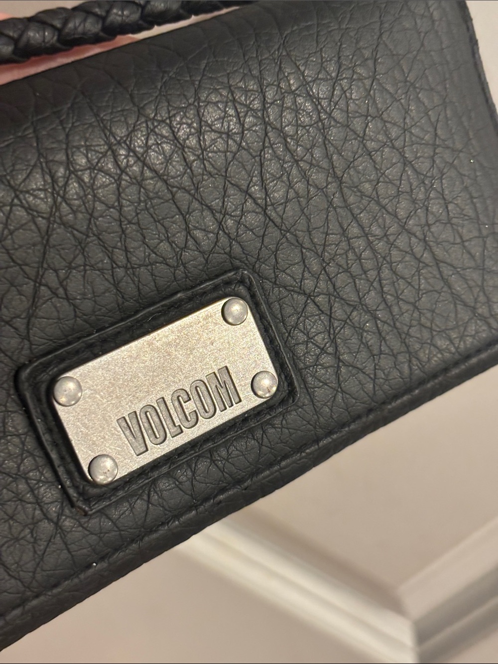 Volcom Long Wallet - Picture 2 of 13